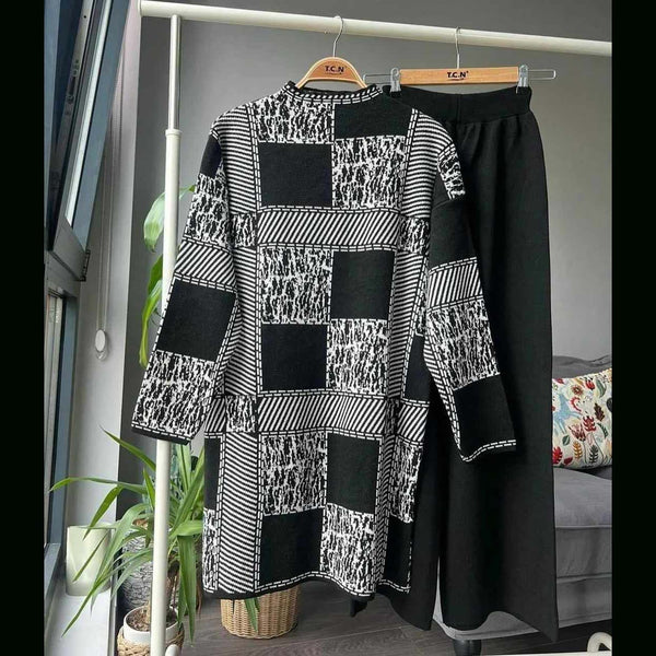 Texture Box PrintedSweat Style 2-Pcs Winter Tracksuit For Her